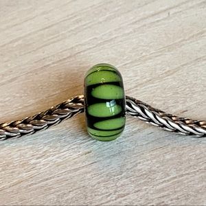 Trollbeads Authentic Green Shade Glass Bead LAA